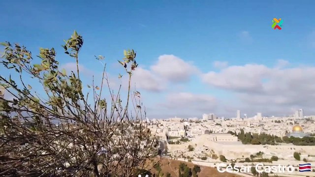 Ticos graban cúpula de hierro