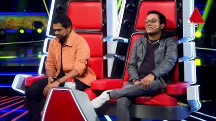 Tharusha Dulshan | Suraliyaka Wage (සුරලියක වගේ) | Blind Auditions | The Voice Sri Lanka