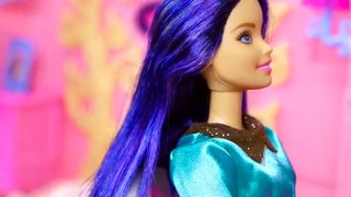 18 BARBIE DOLL HACKS