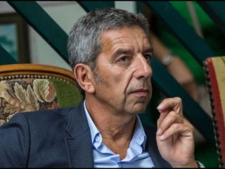 Michel Cymès enrage contre "les tarés"... Le médecin balance !