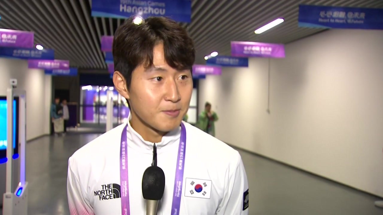 이강인 "아시안게임 우승 목표 이뤄 기쁘다...몸 상태 좋아" / YTN