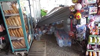 Alman çift ATV ile markete daldı... O anlar kamerada