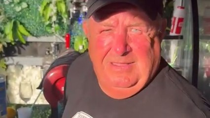 Zap-tastic 'Fly Zapper' challenge backfires, leaves daredevil with regret (Exactly as Expected)