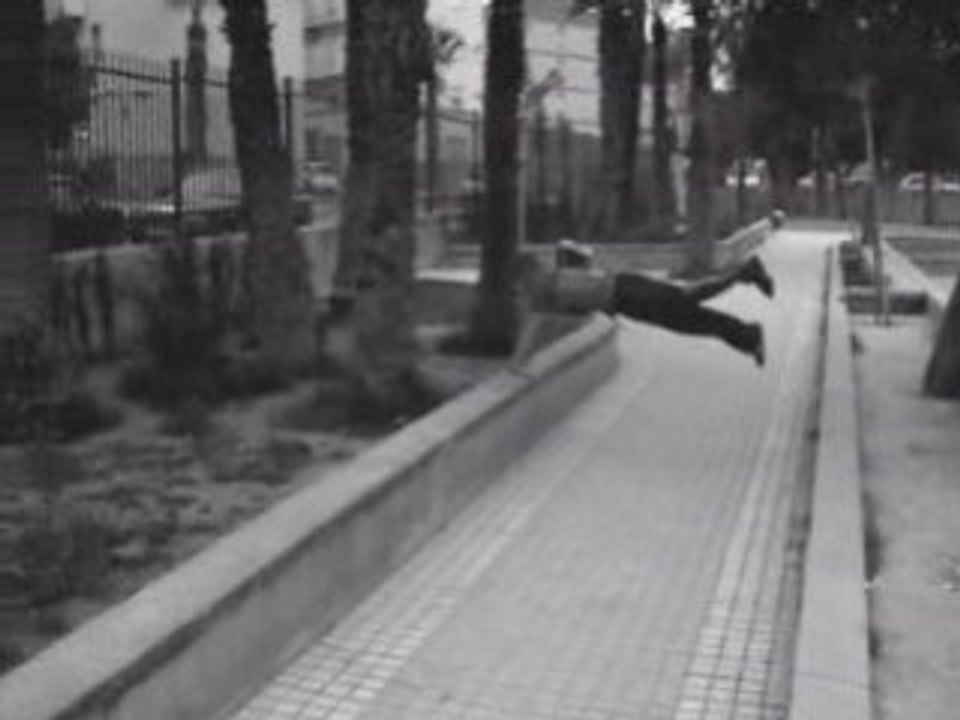 Trailer parkour total elche (streets traceurs)