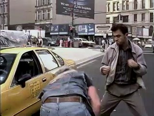 Taxis pour cible Bande-annonce (EN)