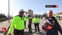 Malatya’da motosiklet sürücülerine kask dağıtıldı