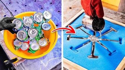 Amazing Recycling Of Garbage Found On The Beach! Work Made By A Real Eco-Hero!