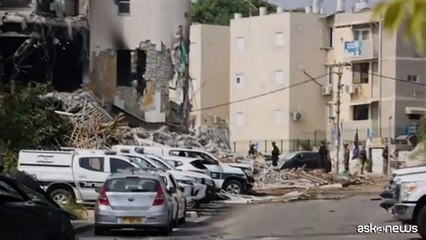 Israele, una stazione di polizia rasa al suolo dall'attacco di Hamas
