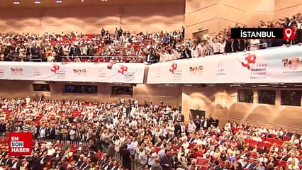 İmamoğlu destekçileri kongre salonunu Atatürk sloganlarıyla inletti