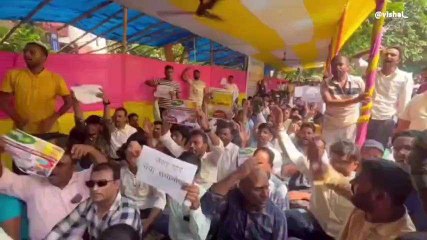 पटना: सड़कों पर उतर गए डाटा एंट्री ऑपरेटर, समायोजन की कर रहे हैं मांग