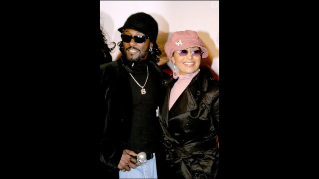 Il a dit oui à une drag queen : Lââm, photo de son mariage avec son défunt mari, perruque blonde