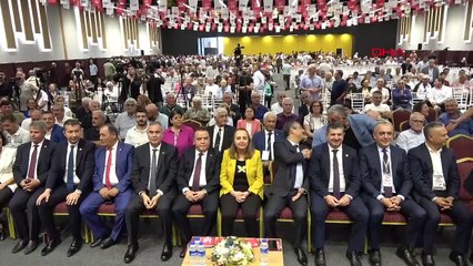 Nail Kamacı a été élu président provincial du CHP Antalya