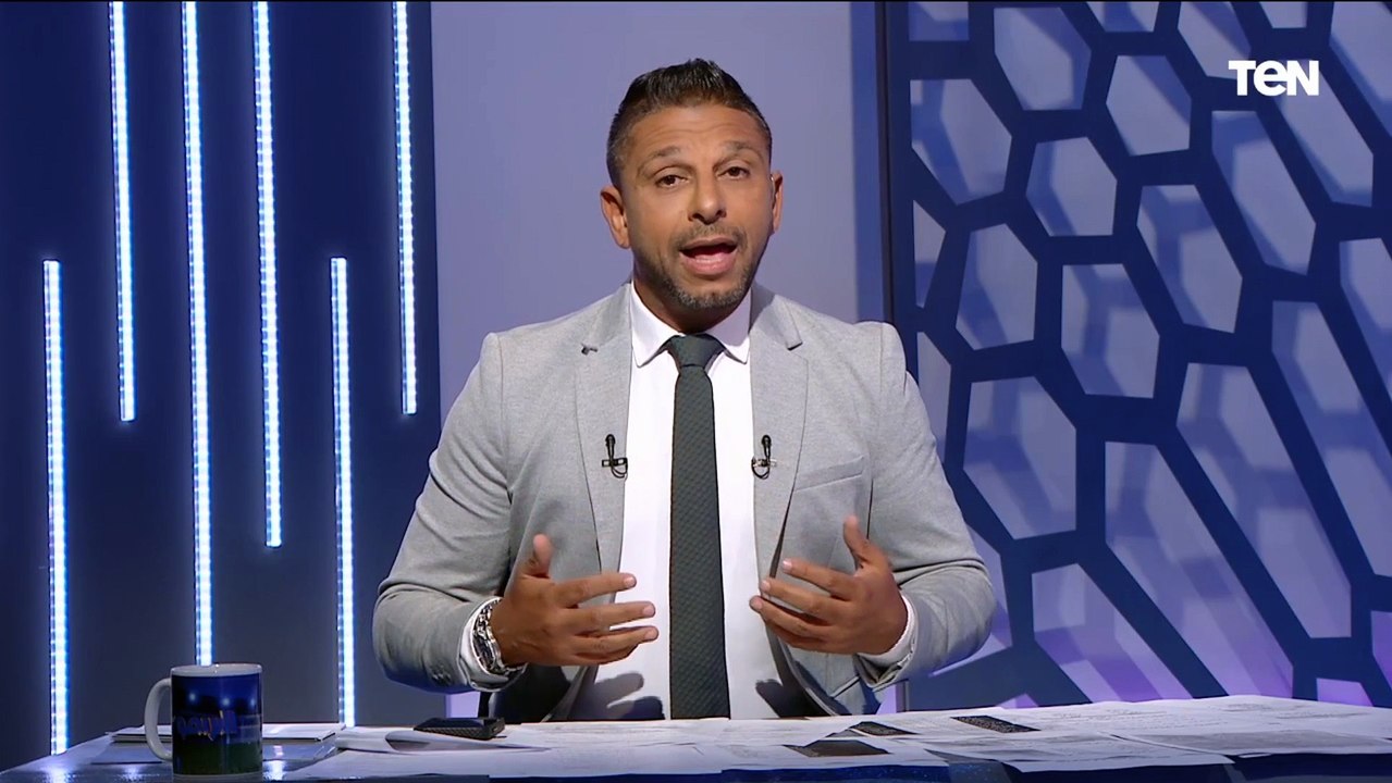 "الإسماعيلي ينضم لنادي ثلاثيات الأهلي" مقدمة محمد فاروق عقب فوز الأهلي على الدراويش بالدوري المصري