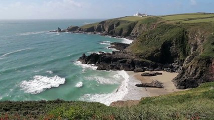 Experience Coastal Charm at Lizard Point Cornwall – Unique Lighthouse Keeper Cottages 🏡