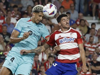 برشلونة يتحاشى الهزيمة على أرض غرناطة