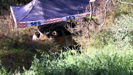 Four gunmen still at large after targeted shooting in Melbourne