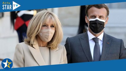 Brigitte Macron : l'histoire derrière le "B" brodé sur son masque nude qu'elle ne quitte plus