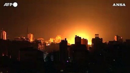 L'esercito israeliano colpisce nella notte obiettivi a Gaza