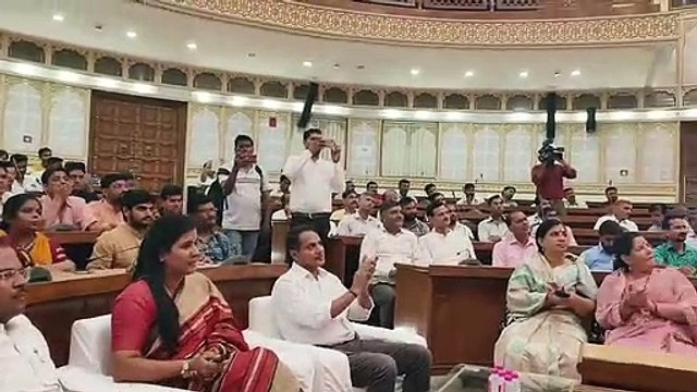 ग्रेटर निगम: आचार संहिता से पहले विकास चली विकास की बयार...75 करोड़ सडक़ों पर होंगे खर्च, लगेंगी 1362 पट्टिकाएं