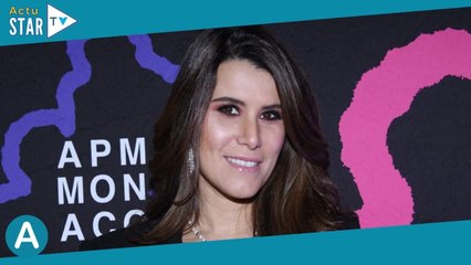 Karine Ferri très décolletée et dans un look mini : l'animatrice ultra canon pour une sortie en solo