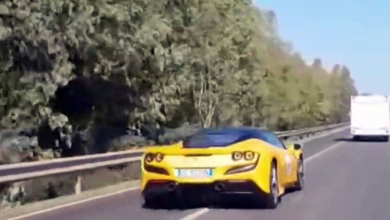 Footage of Ferrari and Lamborghini Collide in Italy, Killing Two