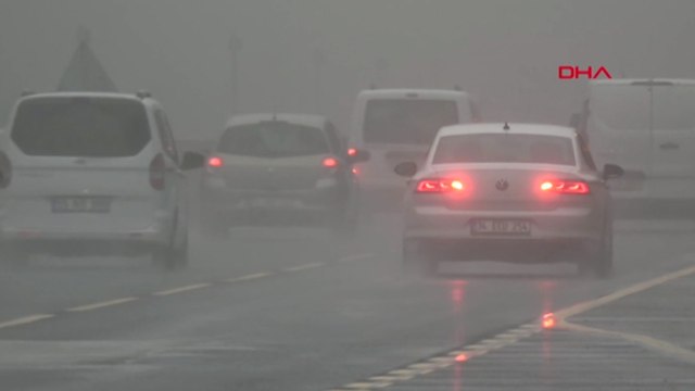 Bolu Dağı'nda sağanak ve sis etkili oldu