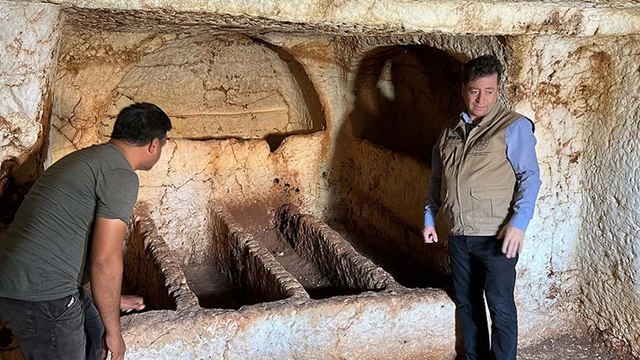 Perre Antik Kenti'ndeki kazı çalışmalarında oda mezar bulundu