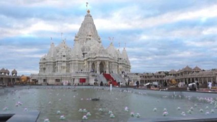 Inaugurato in New Jersey il più grande tempio indù fuori dall'India