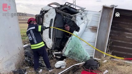İşçileri taşıyan kamyonet devrildi: Yedi yaralı