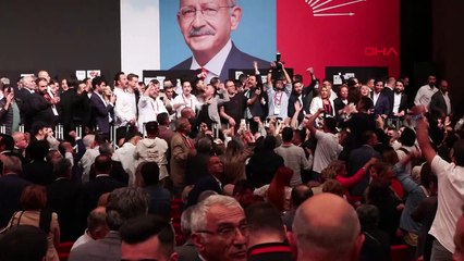 CHP İstanbul İl Başkanı Özgür Çelik Seçildi