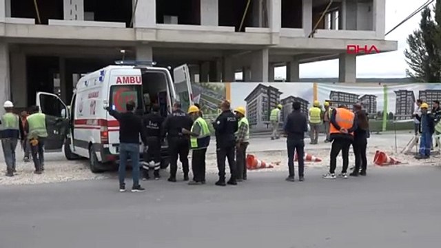 Des ouvriers du bâtiment tombent et un ouvrier est blessé à Eskişehir
