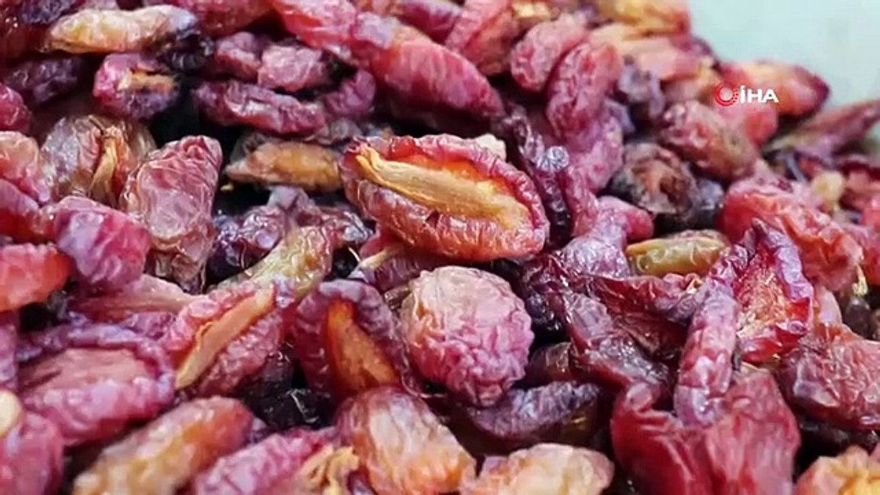 Densité pré-hivernale des herbes médicinales chez les herboristes du quartier historique d'Uzun Çarşı