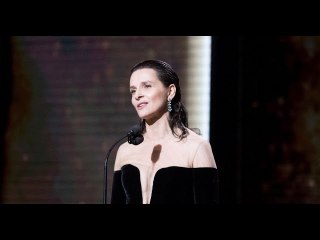 Juliette Binoche boudée par les César, elle ironise en vidéo : "Y a-t-il eu une entourloupe ?"
