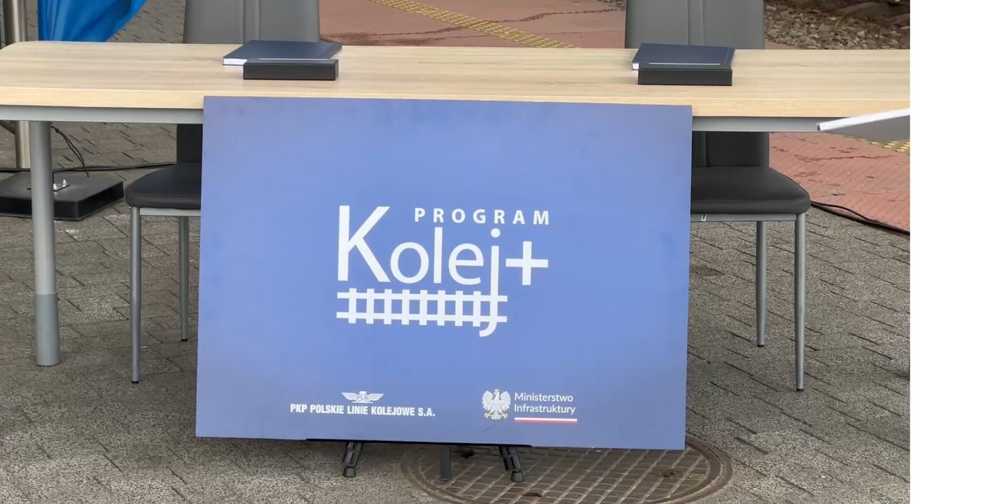 Podpisanie umowy inwestycji kolejowej