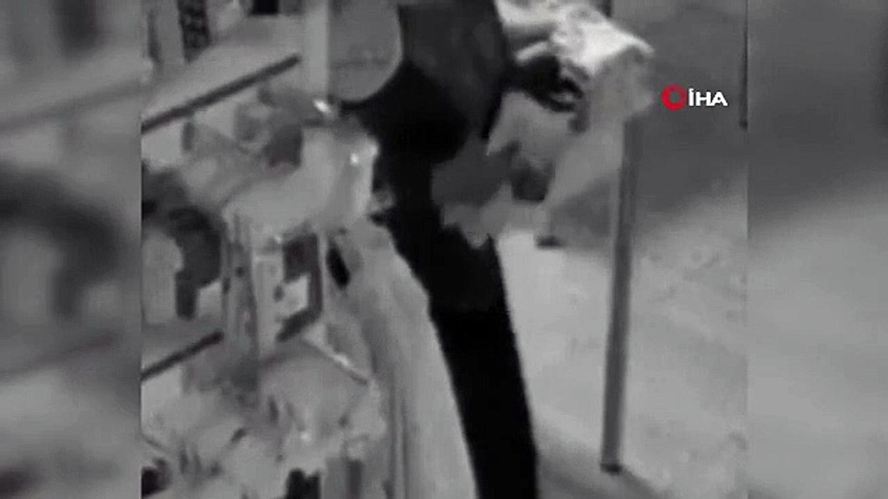 Vol dans un magasin de vêtements à Batman