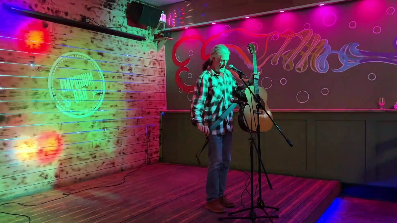 The Pompey Poets take centre stage to perform first recital at Emporium Bar in Southsea
