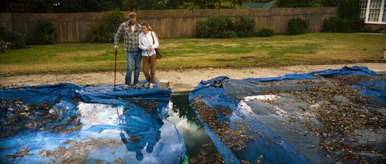 Im Horrorfilm Night Swim wird der Pool zur paranormalen Todesfalle