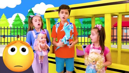 Story for Kids - Dana Rides on School Bus and Tries to Get to School