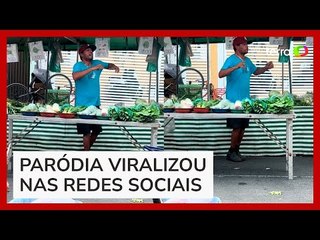 Feirante viraliza ao ser flagrado fazendo paródia com sucesso de Bruno Mars