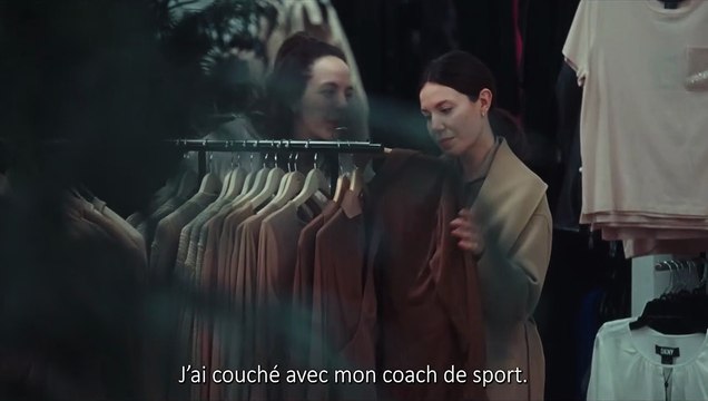 Simple comme Sylvain EXTRAIT VF J'ai couché avec mon coach de sport. Salut !