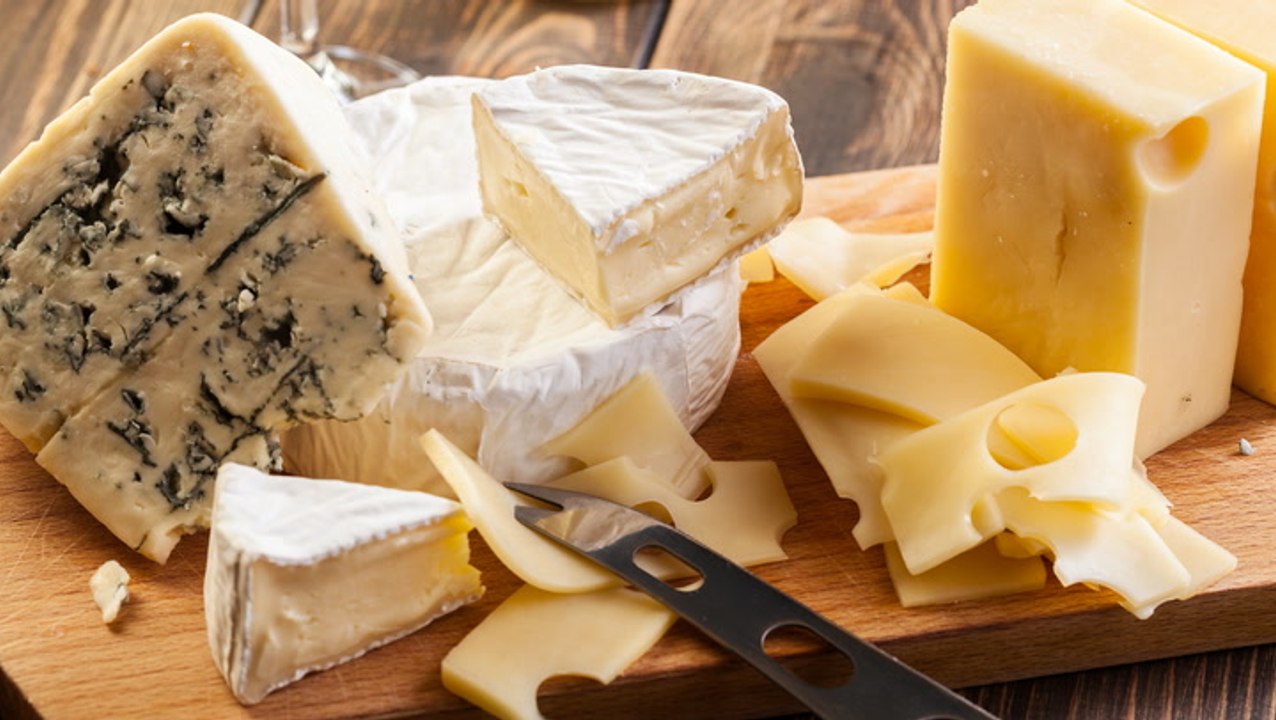does-cheese-cause-constipation-or-diarrhea-here-s-what-dietitians-say