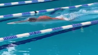 La technique hallucinante de ce nageur pour nager super vite (Vidéo) !