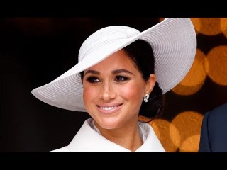 'Gracious!' Meghan Markle shocks fan with selfie during girls' lunch date in New York