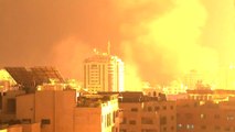 #إسرائيل تواصل قصفها العنيف على قطاع #غزة #العربية