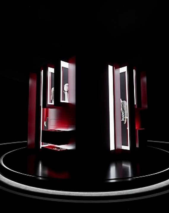 Gucci Cosmos room 6