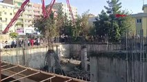 Mardin'de kütüphane inşaatında çökme: 4 işçi yaralandı