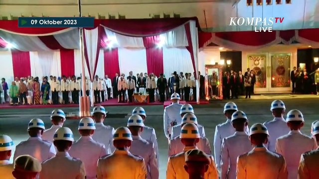 [FULL] Jokowi Pimpin Upacara Parade Senja Kemenhan, Dihadiri Prabowo dan SBY