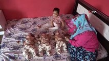 Les bébés triplés des victimes du tremblement de terre reconnectés à la vie