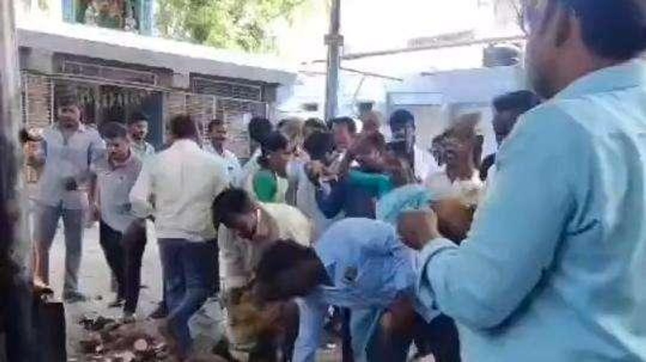 శ్రీ సత్యసాయి జిల్లా: కదిరిలో వినూత్నంగా టీడీపీ నిరసన