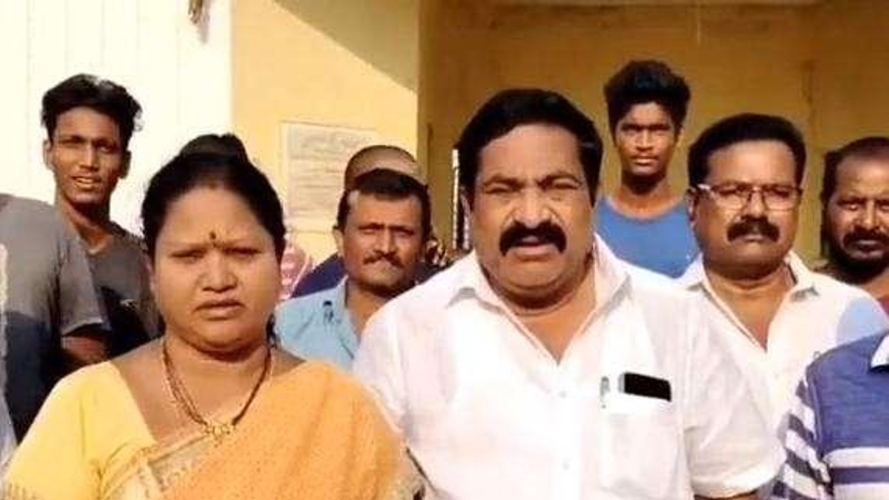 అనకాపల్లి జిల్లా: "ఏ సమస్య వచ్చినా నాతో చెప్పండి"
